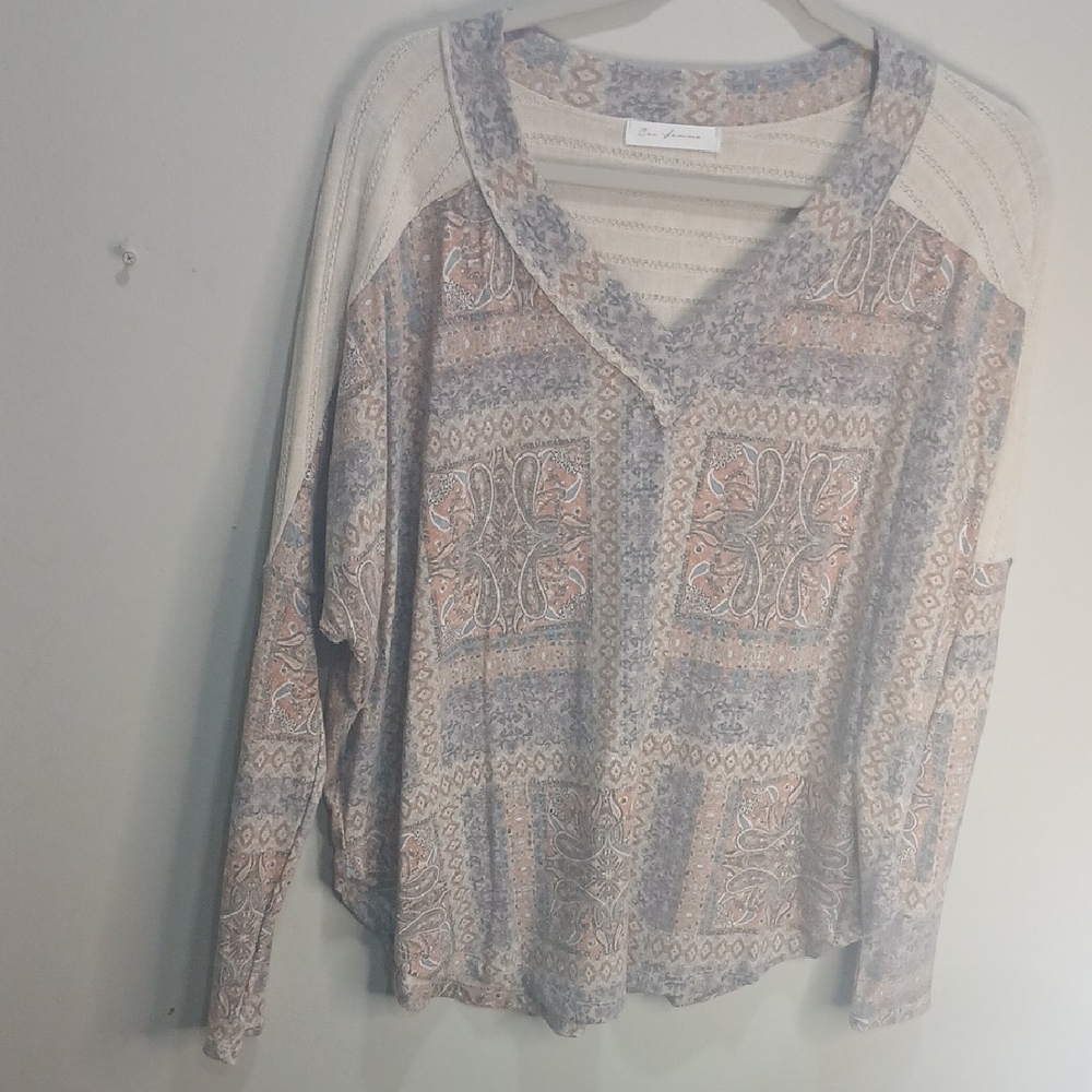 Ces Femme Beige and Blue Patterned V-Neck Blouse